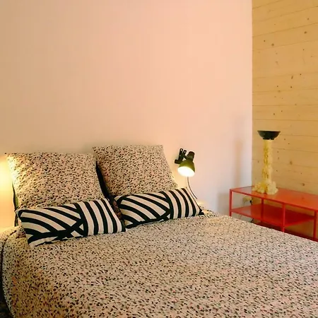 Hébergement de vacances Le Caladou, Maison Spacieuse Et Renovee, Avec Vue *